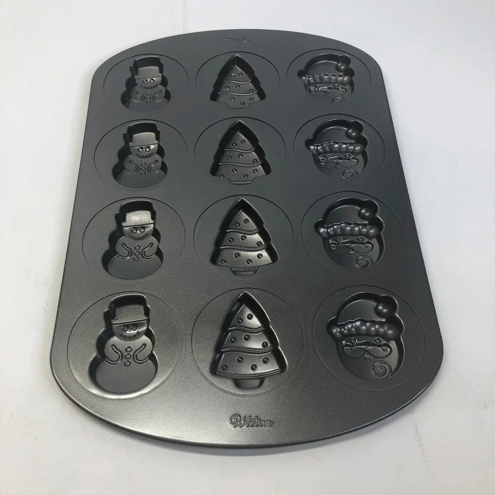 Wilton 12 Cup‎ Christmas Holiday Baking Pan Snowman Tree Santa Claus Molds